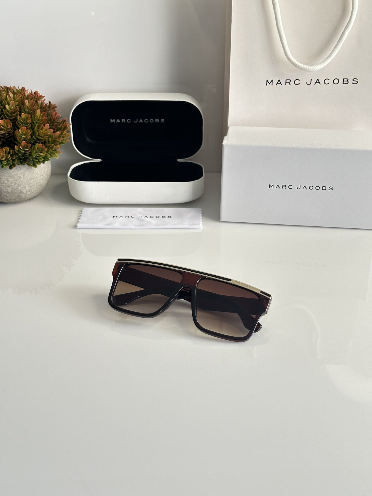 Marc Jacobs 86561 Brown