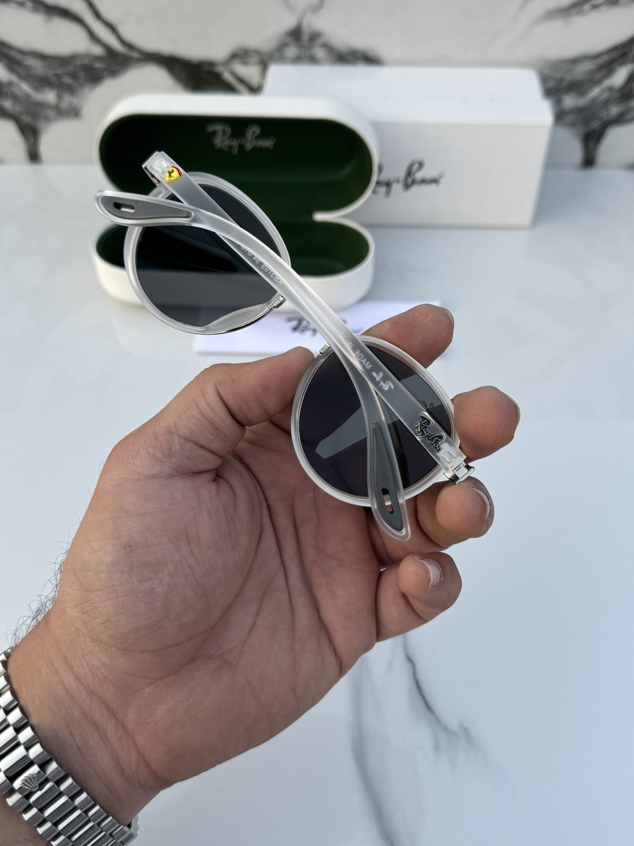 Rayban 3705 white black