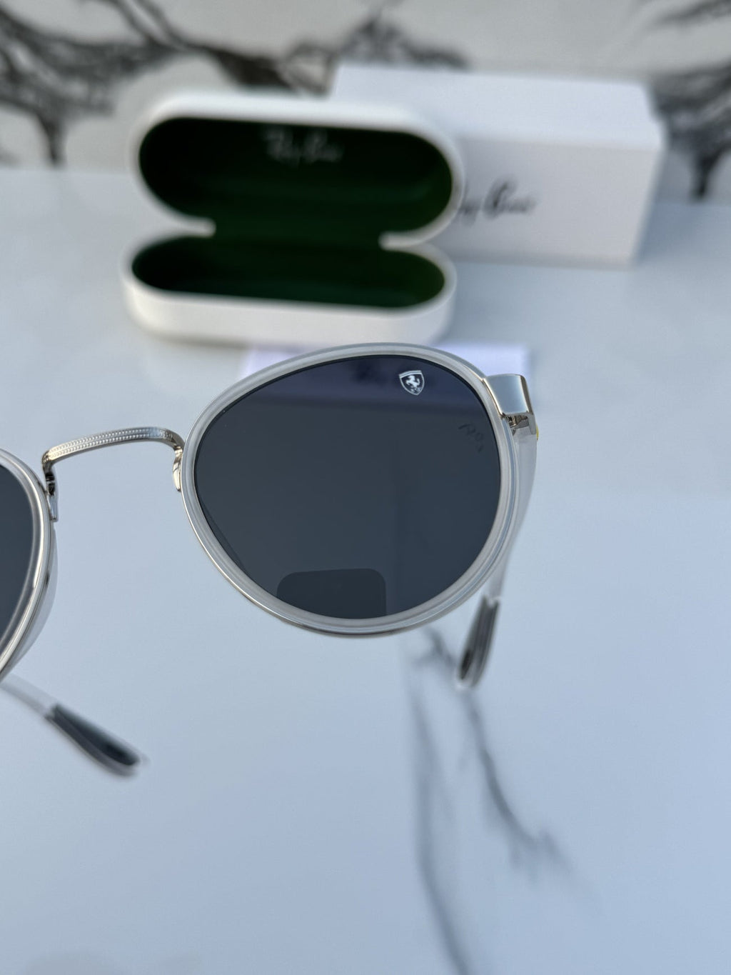 Rayban 3705 white black