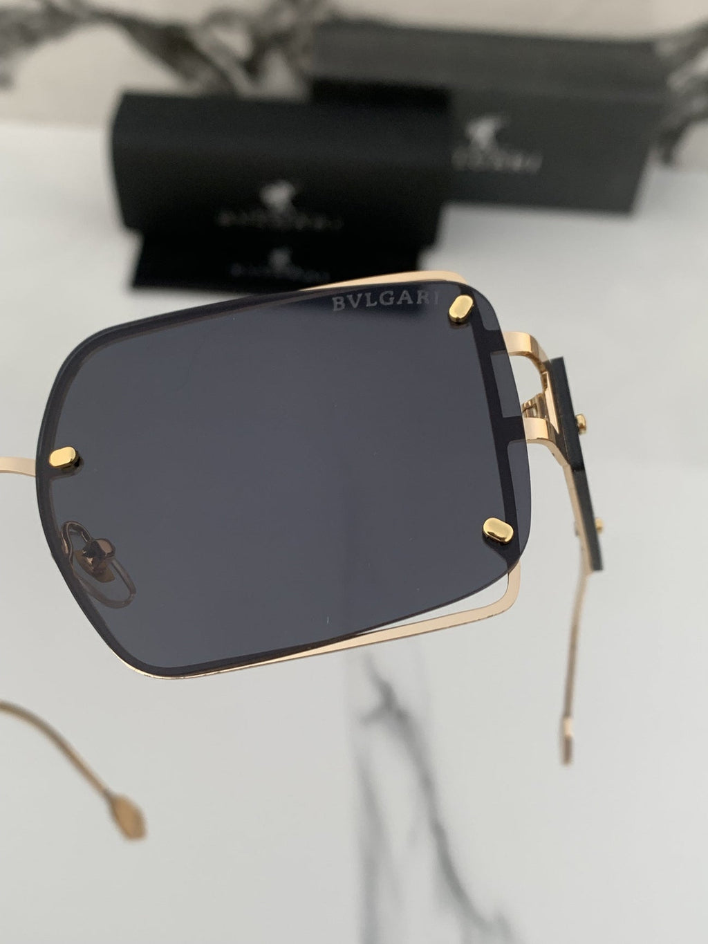 Bvlgari gold black