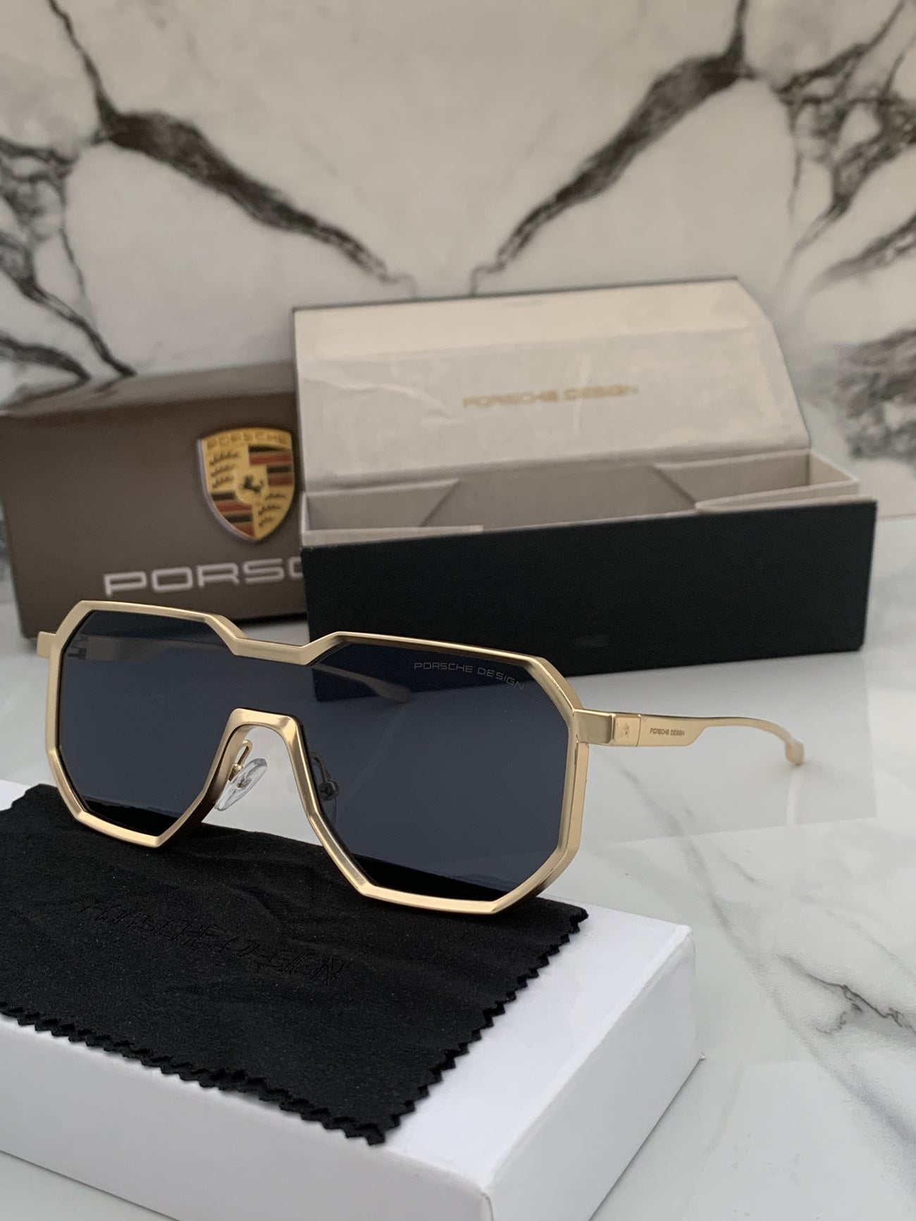 Porsche design 98145 gold black