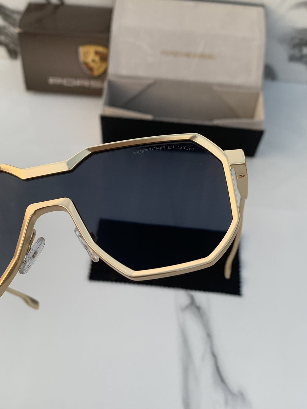 Porsche design 98145 gold black