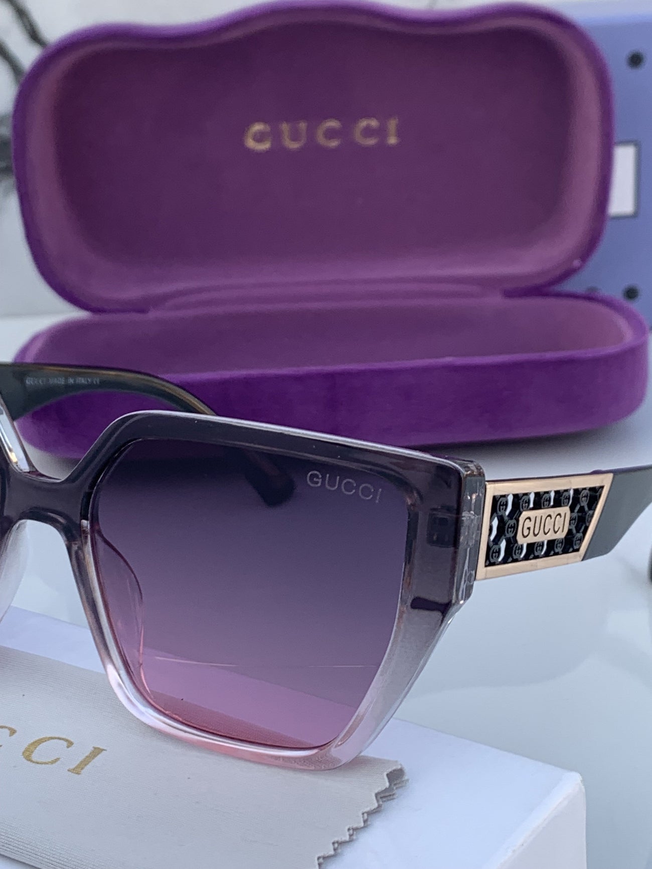 Gucci_80192_grey_purple