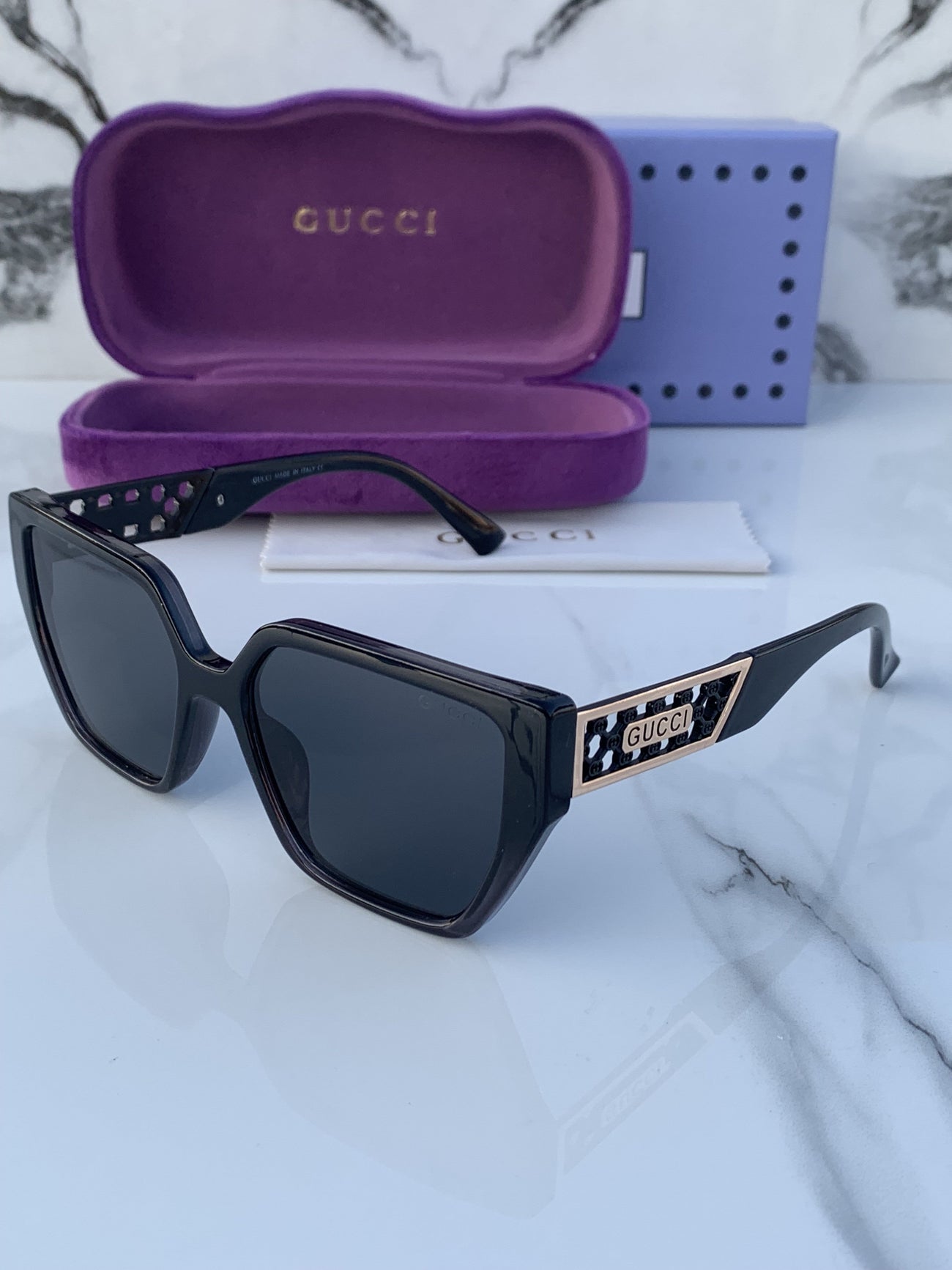 Gucci_80192_full_black