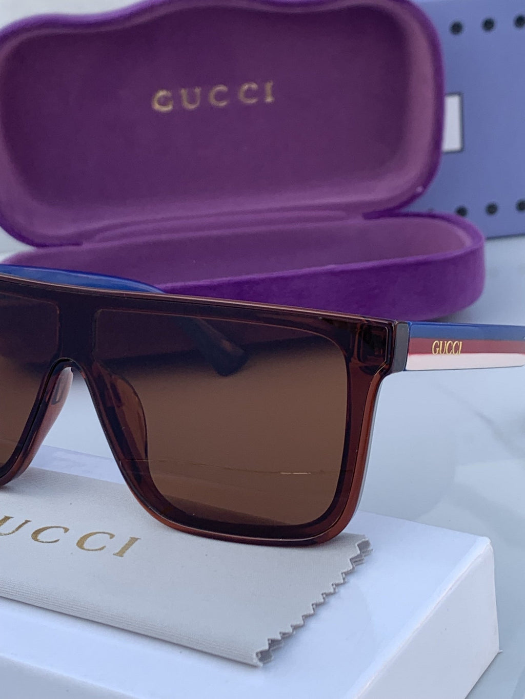 Gucci_1105_brown_blue