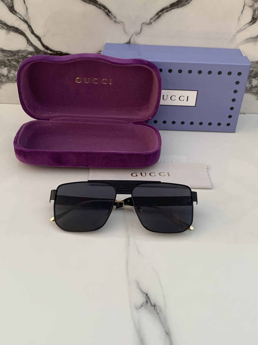 Gucci_135_full_black