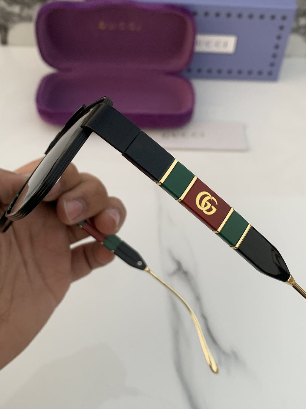 Gucci_135_full_black