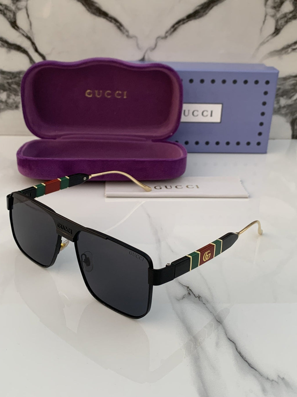Gucci_135_full_black