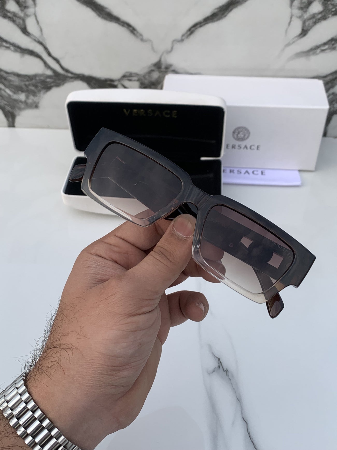 Versace_127_brown_white