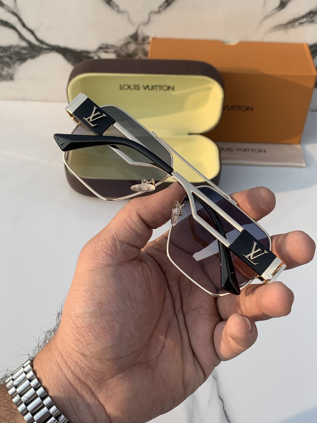 Louis_vuitton_798_sea_green_square