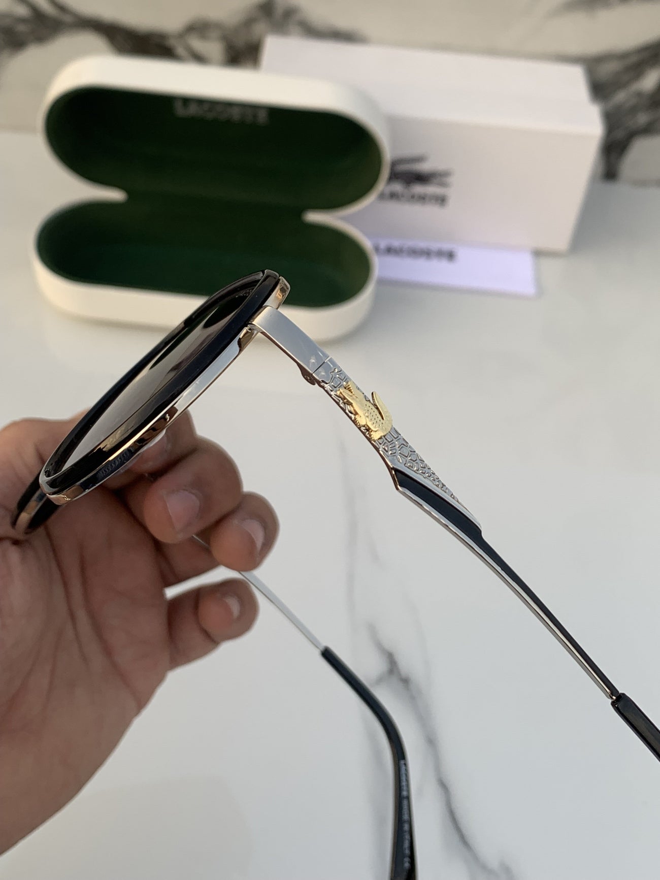 Lacoste_9224_silver_black