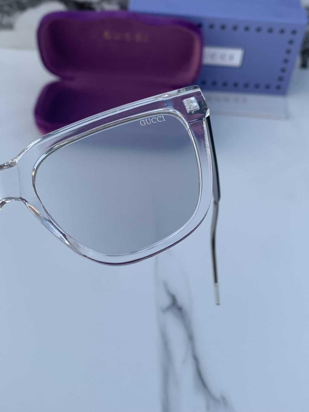 Gucci_0976_transparent_silver