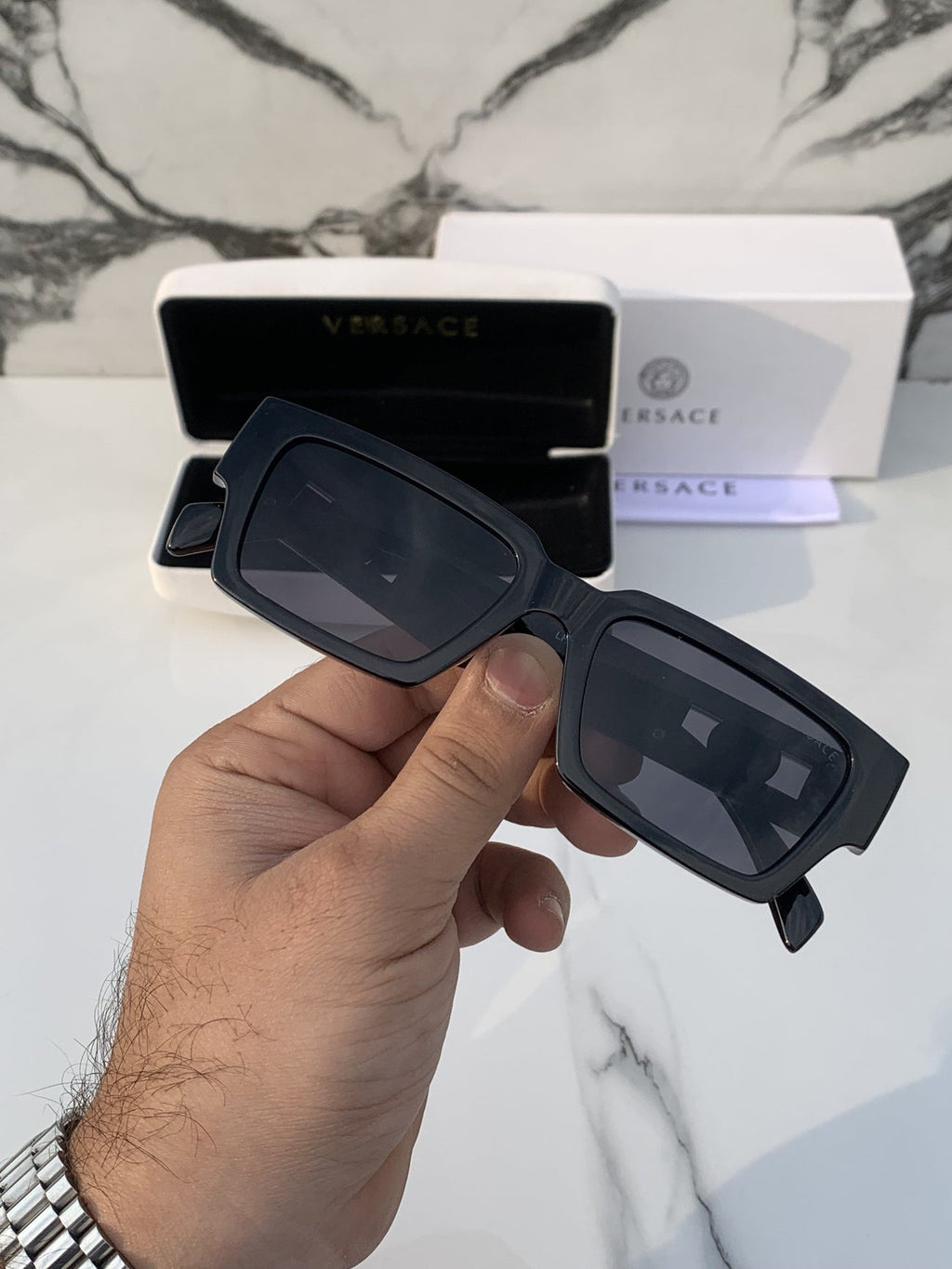 Versace_127_full_black