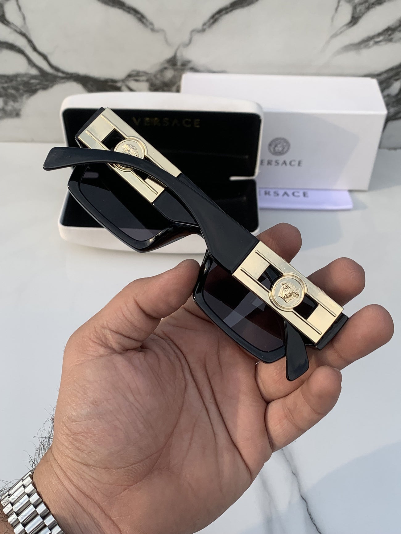 Versace_127_full_black