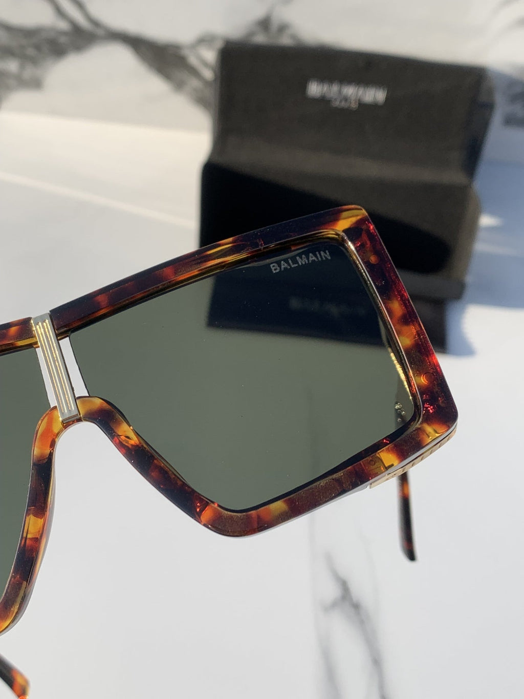 Balmain_grand_tiger_green