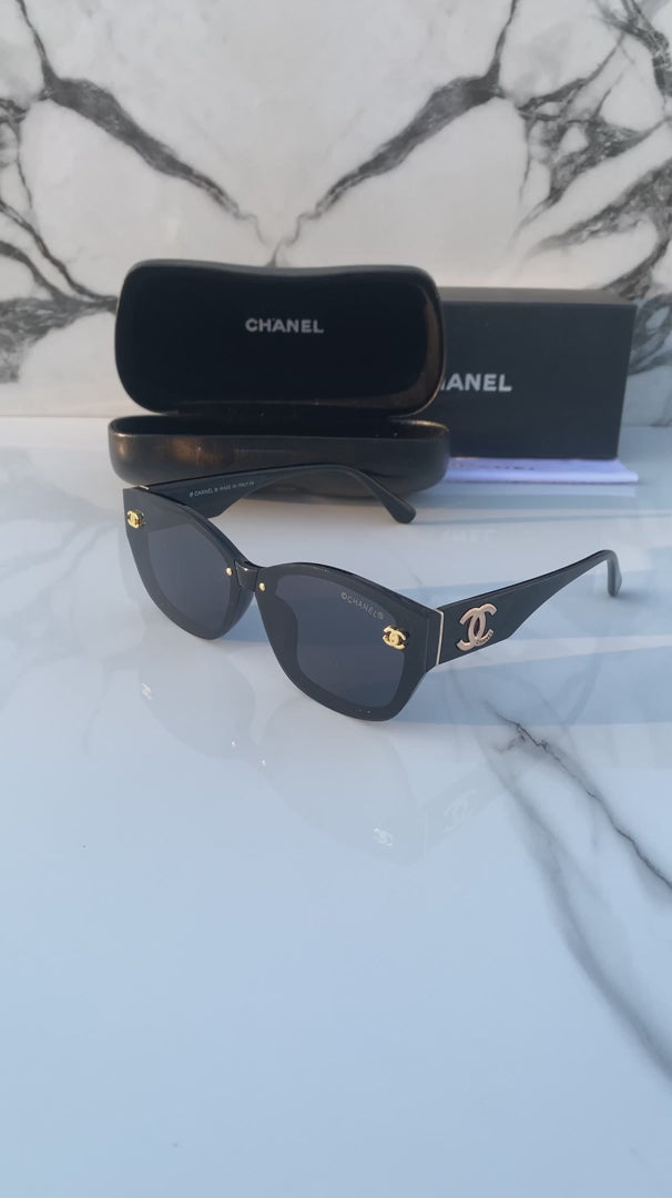 Chanel_8207_full_black