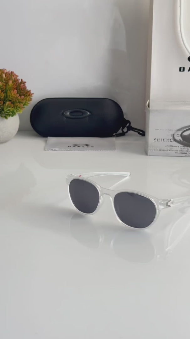 Oakley_9126_Ice_Black