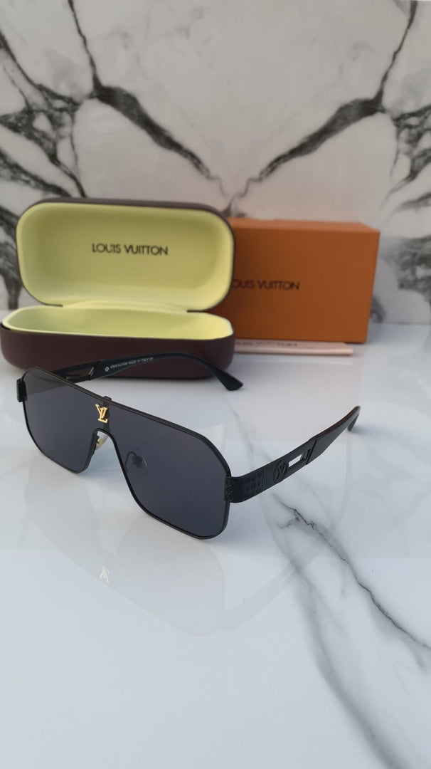 Louis_vuitton_129_full_black